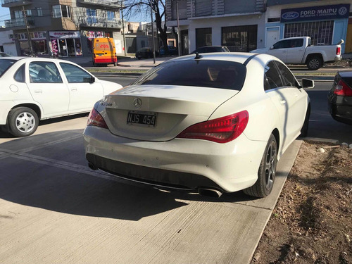 Imagen 4 de 9 de Mercedes-benz Clase Cla 1.6 Cla200 Coupe Urban 156cv Mt 2014