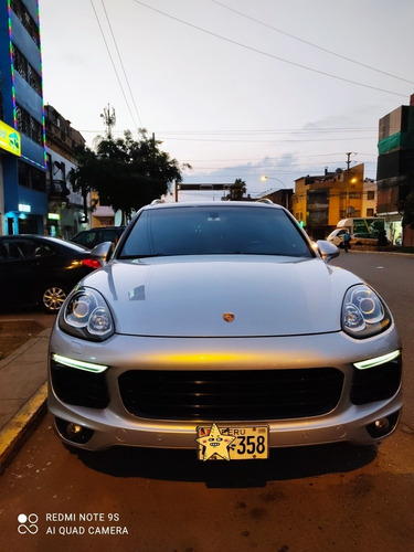 Imagen 2 de 12 de Porsche Cayenne Full