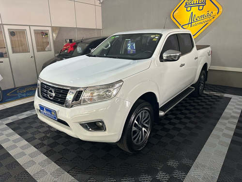 Nissan Frontier 2.3 Xe Cab. Dupla 4x4 Aut. 4p 7 marchas