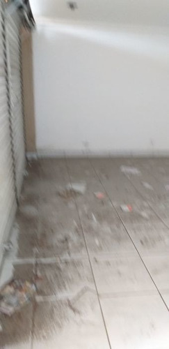 Prédio Inteiro À Venda Na Avenida Teixeira E Souza, Centro, Cabo Frio - Rj - Liv-10405