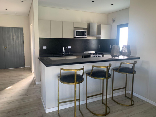 Casa En Venta En Barrio San Pablo, Derqui