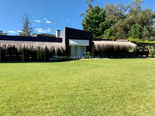 Muy Linda Casa En Rincon Del Indio-ref:3681