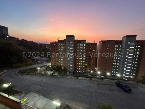 Apartamento En Alquiler -  Colinas De La Tahona - Andreina Castro  - Mls #24-23269