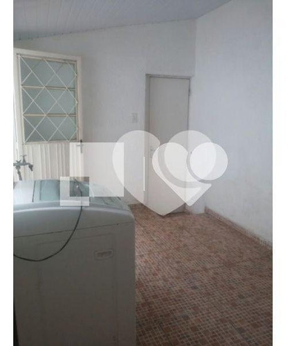 Imagem 9 de 10 de Ótima Casa, Dois Dormitórios, Living Amplo. Cidade Baixa. - Reo414692