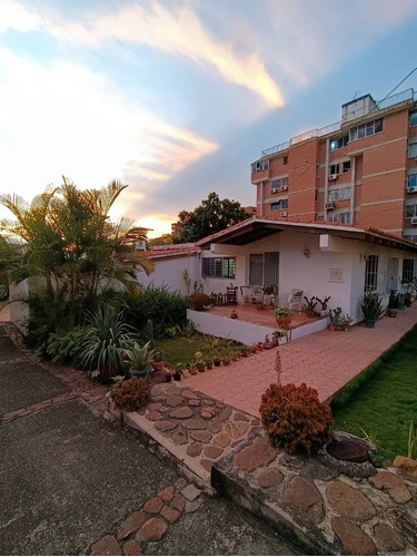 Hermosa Casa En Venta En El Este De Barquisimeto