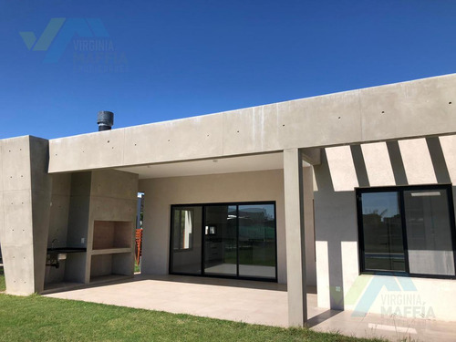 Venta Casa A Estrenar Con Pileta - Pilar Del Este San Ramiro