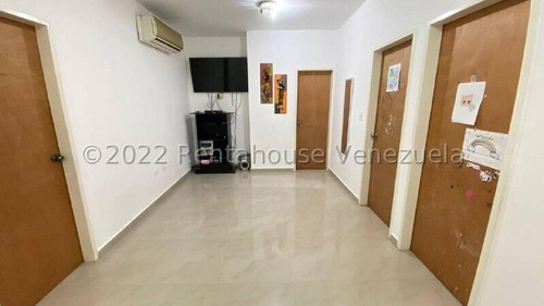 Imagen 17 de 30 de Apartamento En Venta Al Oeste De Barquisimeto Cocina Con Acabados Italianos Concepto Abierto Gabriela C. #23-15395