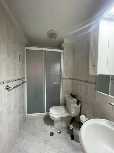 Se Vende Hermoso Apartamento En: 4av El Parral Cod 284059