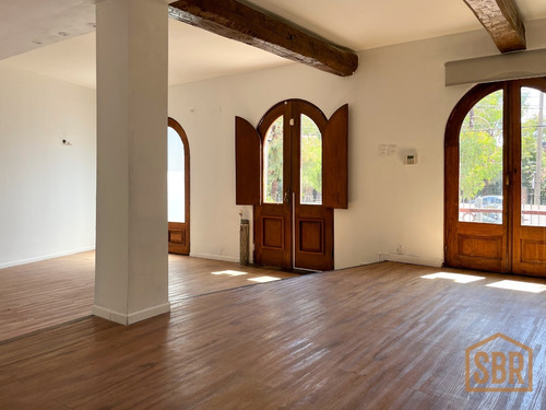 Venta De Casa En Carrasco Sur 6 Dormitorios A Pasos De Arocena