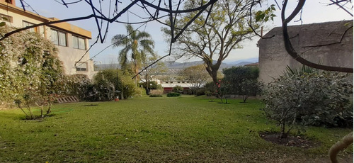 Venta Terreno En Los Perales 600m²