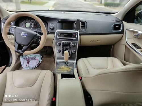 Imagem 8 de 9 de Volvo S60 2011 2.0 T5 4p