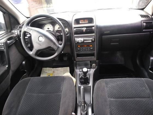 Chevrolet Astra 2.0 Mpfi Advantage Sedan 8v Flex 4p Manual