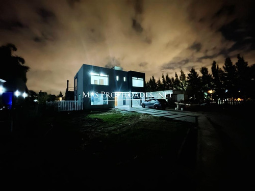 Imagen 1 de 26 de Casa En Venta 4 Dormitorios En Las Golondrinas, Hudson