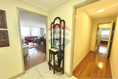 Exclusivo Dpto 4 Dorm + 2 Est, Amplia Terraza