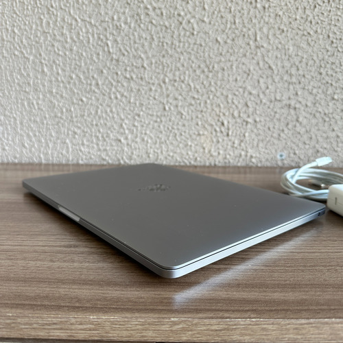 Macbook Pro 13 M1, 2020, 16gb, 512gb, Space Grey, Impecável (Usado)