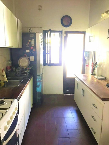 Casa A La Venta En El Bajo De San Isidro -lasalle Al Rio 3 Dormitorios Permuta