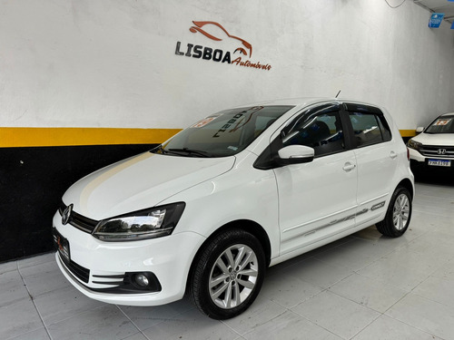 Volkswagen Fox 1.6 Connect Total Flex 5p