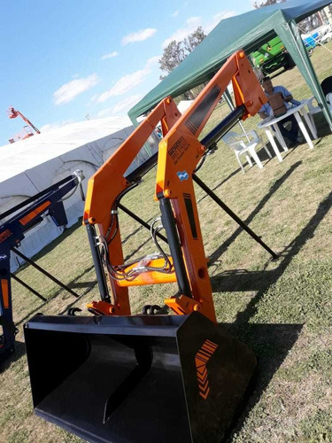Pala Cargadora Frontal De 4 Cilindros Para Tractores +150hp