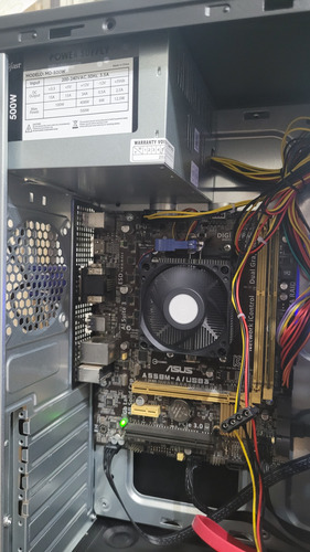 Pc Amd A10 Quad Core 4gb Ram Ssd120 Gb Windows 10 (Usado)