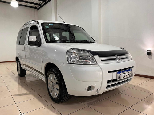 Imagen 2 de 11 de Citroën Berlingo 2020 1.6 Xtr Hdi 92cv