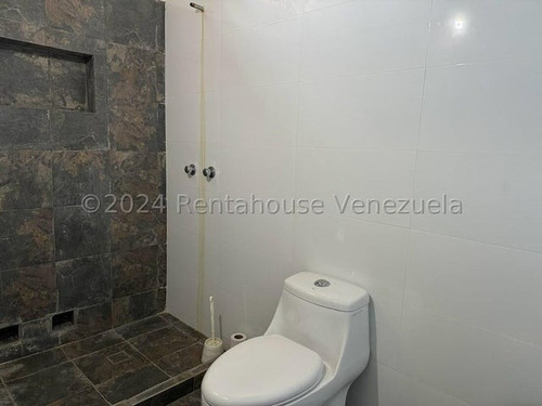Casa En Alquiler El Peñón Mls 24-17847. Andrea Schmidt