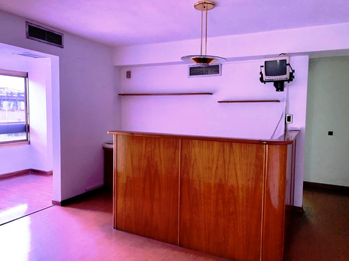 Imagen 5 de 15 de Se Vende Oficina 217m2 Av. Urdaneta 4840