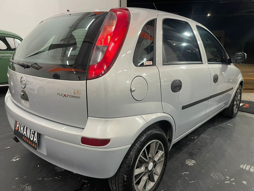 Imagem 5 de 9 de Chevrolet Corsa 1.8 2004