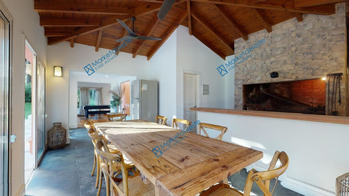 Toscana Style House