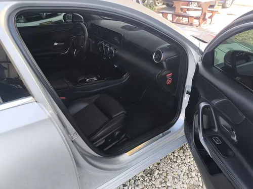 Mercedes Benz A200 Progresive 1.4 Sedan At/tp 2020 C/t C/c