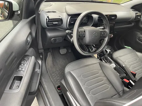 Citroën C4 Cactus 1.6 Shine Turbo Aut