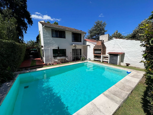 Casa En Barrio Parque Alvear I Con Pileta