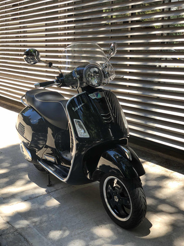 Vespa Súper 300 - Segundo Dueño - Radicada En Capital