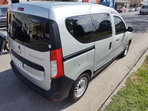 Imagen 7 de 14 de Renault Kangoo 2020 1.5 Furgon Ph3 Confort 5as Lc