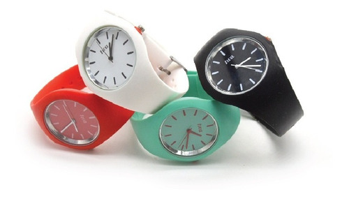 Reloj De Silicona Con Estuche Disponible En Rojo Y En Negro