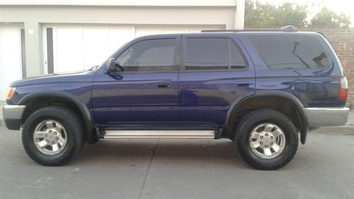 Toyota Hilux SW4 3.0 I Runner
