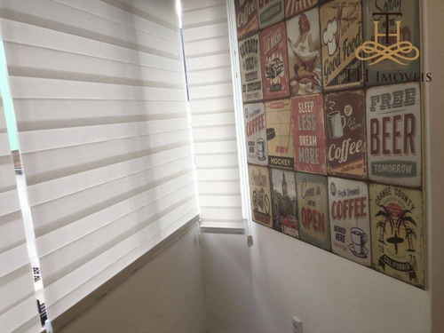 Apartamento Reformado E Mobiliado De 1 Dormitório, Na Avenida Central, 01 Vaga Privativa De Garagem, Em Balneário Camboriú/sc - R$480.000,00 - Ap0051