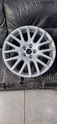Rin Original Jetta A4 2003-2011 17x7 Aluminio Plateado (Usado)