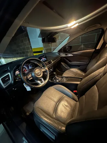 Mazda 3 2.0 Touring At