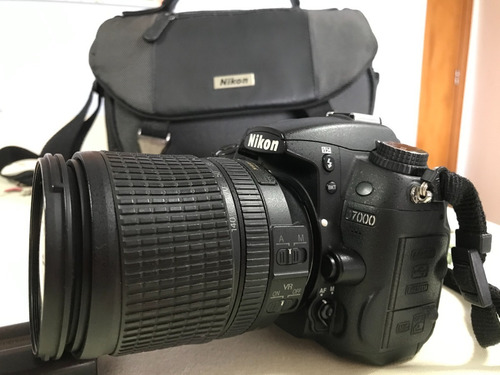 Nikon D7000 Com Objetiva Nikkor 18-140mm