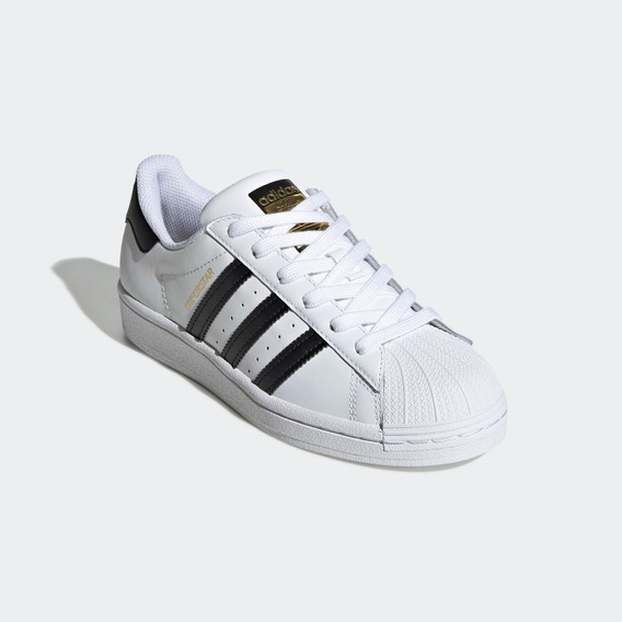 tenis conchas blancos