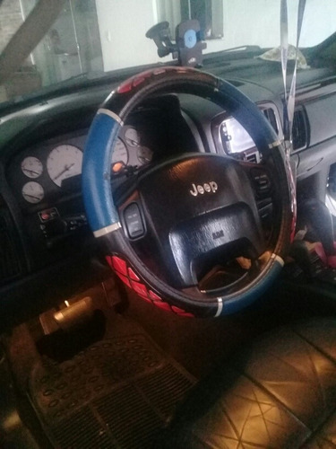 Jeep Grand Cherokee 2004 4.7 Limited 5p