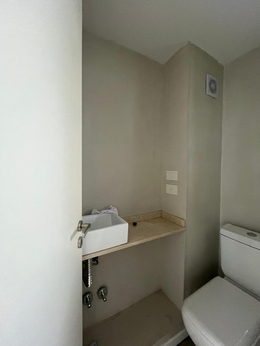 Venta Departamento - Monoambiente Divisible - Balcon Aterrazado - Kamado - Energia Solar - Toil