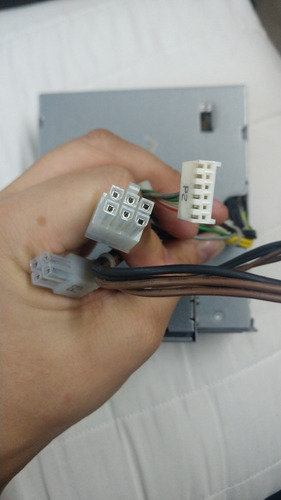Fuente De Poder Hp N/p: 611481-001, 240 W Facturada (Reacondicionado)
