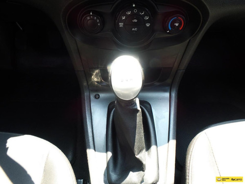 Imagen 22 de 25 de Ford Fiesta Se