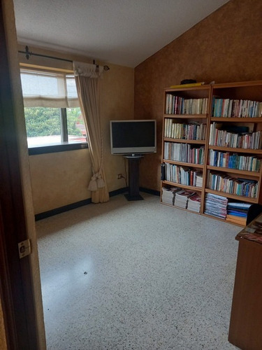Alquiler Casa $ 1,000 En Guatemala