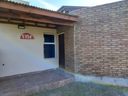 Casa En Venta - 2 Dormitorios 1 Baño 1 Cochera - 300mts2 - Mar Del Sur