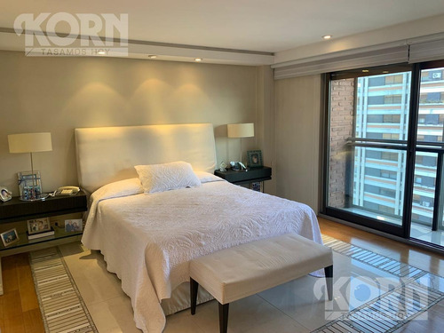 Imagen 20 de 30 de Venta Torre Forum Piso Altisimo 3 Ambientes, Escritorio Y 2 Cocheras Fijas En Palermo