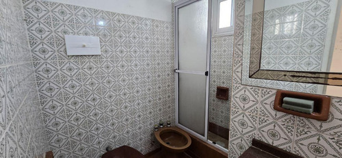 Venta Ph 2 Ambientes Con Balcon En Gervasio Mendez Al 3200, Carapachay