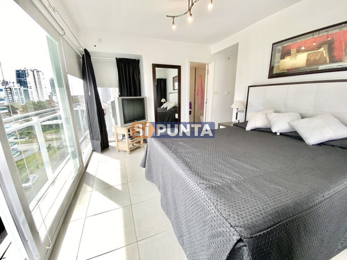 Imagen 26 de 30 de Apartamento En Alquiler Anual