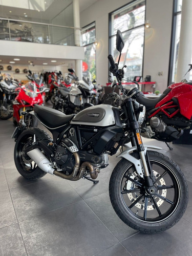 Imagen 16 de 17 de Ducati Scrambler Icon 800cc Año 2018. 850 Km. San Isidro